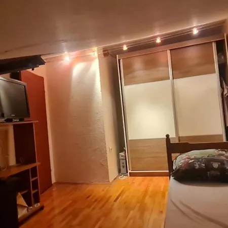 Happy Thoughts Apartment